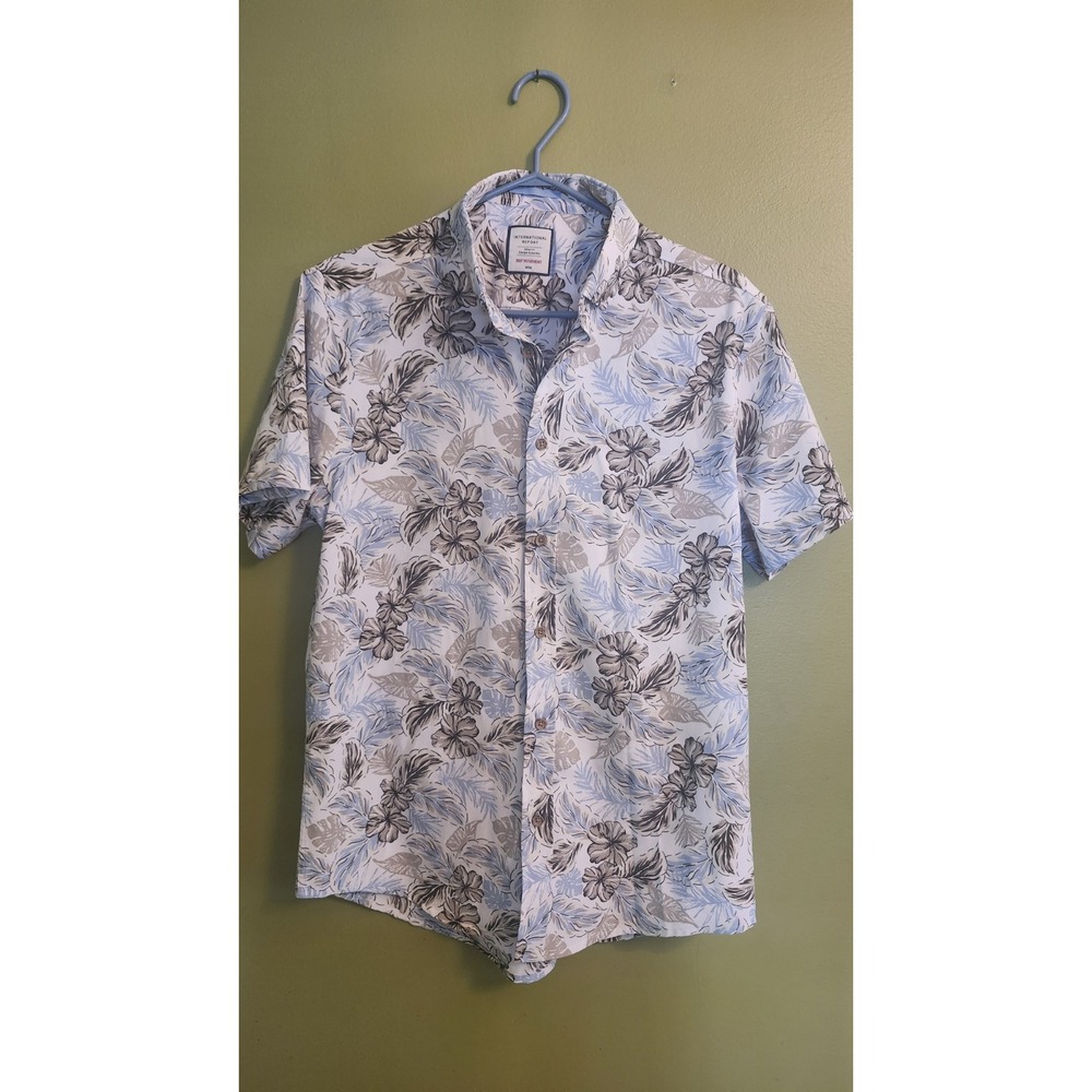 International Report Button Up Shirt Mens‎ Medium Slim Fit  Floral Short Sleeve